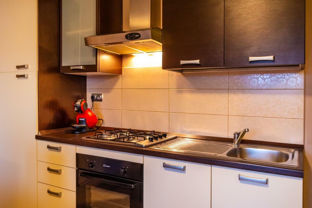 Apartment Adrian Biograd Na Moru Luaran gambar