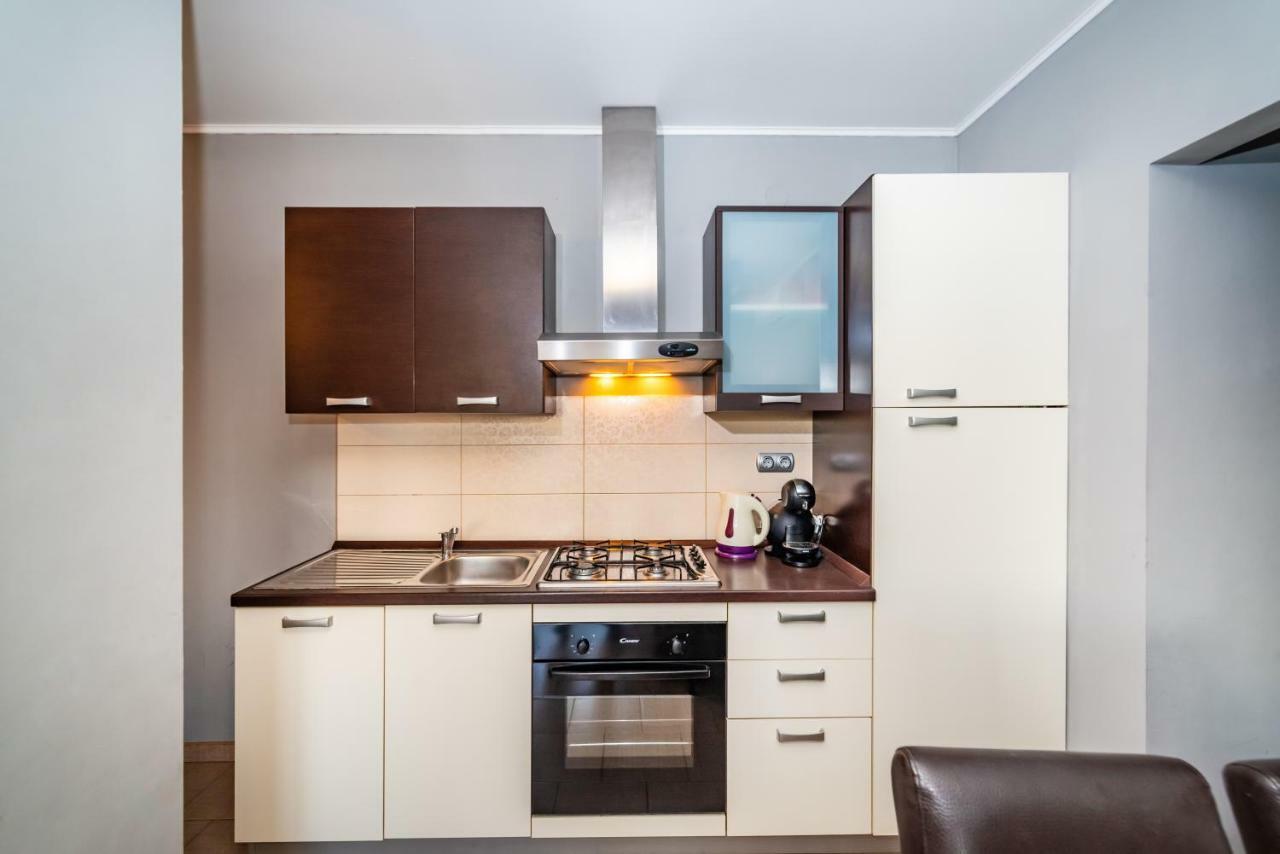 Apartment Adrian Biograd Na Moru Luaran gambar