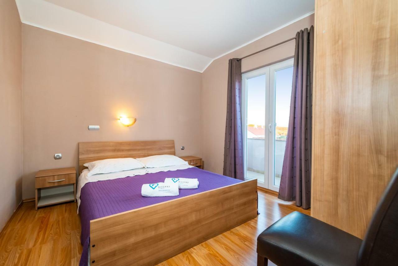 Apartment Adrian Biograd Na Moru Luaran gambar